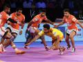 Pro Kabaddi: पुणे को अपने घर में मिली हार, गुजराज फॉर्च्यूनजाएंट्स ने 34-28 से हराया - Hindi News | Pro Kabaddi League 2018: Gujarat Fortunegiants beats Puneri Paltan by 34-28 | Latest other-sports News at Lokmatnews.in