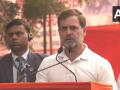 INDIA Bloc Leaders Protest: नफरत और मोहब्बत के बीच की लड़ाई, राहुल गांधी ने कहा- थोड़ा धुआं फैलाया, भाजपा के सभी सांसद भाग गए, देखें वीडियो - Hindi News | INDIA Bloc Leaders Protest more hatred BJP spreads, the more love and brotherhood INDIA parties will spread: Rahul Gandhi at oppn's protest at Jantar Mantar see video | Latest india News at Lokmatnews.in