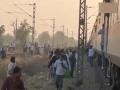 Jalgaon train accident: पटरी पर बिखरे शव, 12 की मौत?, 5-5 लाख रुपये अनुग्रह राशि देने की घोषणा, देखें भयावह मंजर - Hindi News | Jalgaon train accident live updates 12 bodies recovered CM Devendra Fadnavis Announces Rs 5 Lakh Compensation Victims' Families Free Medical Treatment Watch Video | Latest india News at Lokmatnews.in