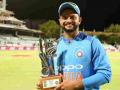 रैना के फैन हुए कोच रवि शास्त्री ने कहा, 'वह एक निडर क्रिकेटर हैं' - Hindi News | Suresh Raina is a Fearless Cricketer, says Coach Ravi Shastri | Latest cricket News at Lokmatnews.in
