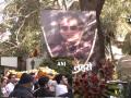 Bappi Lahiri Funeral: बप्पी लाहिरी का पार्थिव शरीर मुंबई के विले पार्ले श्मशान घाट ले जाया जा रहा, तस्वीरें आईं सामने - Hindi News | Mortal remains of veteran singer BappiLahiri being carried to Vile Parle crematorium in Mumbai | Latest bollywood News at Lokmatnews.in