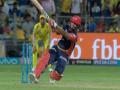 Video: रिषभ पंत ने खेला अजीबोगरीब शॉट, चकरा गया बॉलर और धोनी का भी सिर - Hindi News | IPL: Rishabh Pant's Sleep Shot for a boundary against Chennai Super Kings | Latest cricket News at Lokmatnews.in