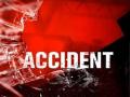 UP Road Accident: मूर्ति विसर्जित कर रहे यात्रियों से भरी पिकअप वैन पलटी, पुल से नीचे गिरने से उड़े परखच्चे, 2 की मौत - Hindi News | UP pickup van carrying people returning after immersing idols fell off bridge two people died and 18 were injured | Latest india News at Lokmatnews.in