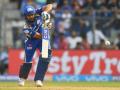 IPL 2019, MI vs RCB: मुंबई ने बैंगलोर को 5 विकेट से हराया, दर्ज की सीजन की पांचवीं जीत - Hindi News | IPL 2019, MI vs RCB: Mumbai Indians vs Royal Challengers Bangalore Match 31 Live Update and Score from Wankhede Stadium Mumbai | Latest cricket News at Lokmatnews.in