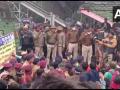 RRB NTPC Result Protest: रेलवे ग्रुप डी परीक्षा में धांधली, छात्रों का गुस्सा फूटा,  ट्रेनों परिचालन को किया बाधित, यात्रियों को परेशानी, देखें वीडियो - Hindi News | RRB NTPC Result Protest 2021 Students against RRB NTPC exam results block rail tracks see video | Latest india News at Lokmatnews.in