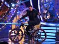 सलमान खान को महंगी कारों से ज्यादा अपनी ई-साइकिल से है प्यार - Hindi News | Salman Khan promoting E Cycle and healthy lifestyle | Latest automobile News at Lokmatnews.in