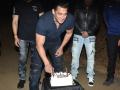 Happy Birthday Salman Khan: 58 बरस के हुए सलमान, अपने जन्मदिन पर आज फैंस के लिए कर सकते हैं कुछ बड़ा ऐलान - Hindi News | Happy Birthday Salman Khan Salman turns 58 today may announce upcoming projects | Latest bollywood News at Lokmatnews.in