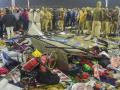 Mahakumbh Stampede 2025: महाकुंभ में रात 1-2 बजे के बीच भगदड़ में 30 लोगों की जान गई?, 25 की पहचान, 60 घायल, प्रशासन ने जारी किया आंकड़ा - Hindi News | Mahakumbh Stampede 2025 Live 30 people lost lives between 1-2 am Mahakumbh 25 identified 60 injured administration released figures see video DIG Vaibhav Krishna | Latest india News at Lokmatnews.in