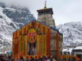 केदारनाथ में तीन जून तक यात्रा के लिए पंजीकरण पर रोक, तीर्थयात्रियों की भीड़ के कारण लिया गया फैसला - Hindi News | Kedarnath Yatra Registration Suspends For 3 Days due to rush of pilgrims | Latest india News at Lokmatnews.in