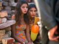World Sex Worker's Day: जीबी रोड से लेकर सोनागाच्ची तक ये हैं इस दुनिया की दर्दनाक कहानी - Hindi News | | Latest india Videos at Lokmatnews.in