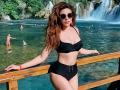 ब्लैक बिकीनी में शमा सिकंदर ने दिखाया अपना हॉट अवतार, Pics वायरल - Hindi News | Shama Sikander Hot and Sexy Avatar in Black Bikini on Instagram | Latest bollywood Photos at Lokmatnews.in