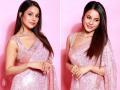 शहनाज़ गिल की गुलाबी रंग की साड़ी में आपको कर देगी दीवाना, तस्वीरों से नहीं हटेंगी नजरें - Hindi News | bigg boss 15 Shehnaaz Gill pink color saree will make you go crazy, see photos | Latest television Photos at Lokmatnews.in