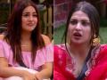 BB13: खुलकर सामने आई हिमांशी-शहनाज की दुश्मनी, घर में हुई हाथापाई-देखें वीडियो - Hindi News | bigg boss-13 himanshi khurana pushes shehnaaz gill | Latest bollywood News at Lokmatnews.in