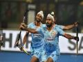 Hockey World Cup: भारत के हाथ से आखिरी पांच मिनट में फिसली जीत, बेल्जियम के साथ मैच 2-2 से ड्रॉ - Hindi News | hockey world cup 2018 group c india and belgium play out 2 2 draw | Latest hockey News at Lokmatnews.in