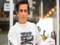 राजनीति में आने पर सोनू सूद ने तोड़ी चुप्पी, कही ये बेहद खास बात - Hindi News | sonu sood announces he is not going to join any political party | Latest bollywood News at Lokmatnews.in