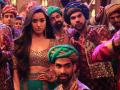 Stree: 'स्त्री' के चक्कर में पड़े राजकुमार राव, कहा-'मिलेगी मिलेगी' - Hindi News | Stree Movie Song Milegi Milegi out, Rajkummar Rao and Shraddha Kapoor | Latest bollywood News at Lokmatnews.in