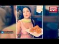 अरे ये क्या किया सनी लियोनी ने, फैंस देखकर हो सकते हैं उदास, देखें वायरल विडियो - Hindi News | Sunny Leone caught cheating on her diet with a plate full of jalebis, video going viral | Latest bollywood Videos at Lokmatnews.in