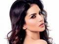 केरल बाढ़ पीड़ियों की मदद के लिए आगे आईं सनी लियोन , यूं बढ़ाए हाथ - Hindi News | sunny leone help and support for kerala floods | Latest bollywood News at Lokmatnews.in