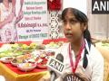 तमिलनाडु की लड़की ने किया कमाल, केवल 58 मिनट में 46 डिश बनाने का वर्ल्ड रिकॉर्ड किया कायम - Hindi News | Tamil Nadu girl cooks 46 dishes in 58 minutes made world record | Latest india News at Lokmatnews.in