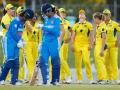 Australia Women vs India Women, 3rd ODI: 165 पर 2 विकेट और 215 पर ऑलआउट?, एक और सूपड़ा साफ?, ऑस्ट्रेलिया ने भारत को 3-0 से रौंदा - Hindi News | Australia Women vs India Women, 3rd ODI 165 par 2 wickets 215 all out Australia complete 3-0 whitewash AusWomen won 83 runs | Latest cricket News at Lokmatnews.in