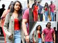 बेटी न्यासा के साथ पहली बार देखे गए अजय देवगन, देखें तस्वीरें - Hindi News | Actor Ajay devgan and kajol spot first time with her daughter Nysa | Latest bollywood Photos at Lokmatnews.in