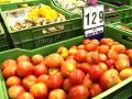 Tomato Price: पेट्रोल से महंगा टमाटर, थाली से गायब हुआ, जानें दिल्ली, मुंबई, बेंगलुरु और कोलकाता का हाल - Hindi News | Tomato Prices today retail price Rs 162 Per Kg in Metro Cities Mumbai Tomato Price kolkata Tomato Price chennai Tomato Price | Latest business Photos at Lokmatnews.in