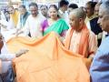 Khadi india up: खादी पहनो और 25 प्रतिशत तक छूट पाओ?, योगी सरकार ने 108 दिन तक खादी उत्पादों पर की घोषणा, जानें फायदा - Hindi News | Khadi india up gandhi jayanti 2 oct cm yogi Wear Khadi and get up 25 percent discount Yogi government announced Khadi products 108 days know benefits | Latest business News at Lokmatnews.in