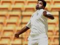 रणजी ट्रॉफी: वरुण एरॉन की घातक गेंदबाजी, झारखंड-राजस्थान मैच में पहले दिन गिरे 15 विकेट - Hindi News | ranji trophy 2018 round 3 jharkhand varun aaron takes 5 wickets as rajasthan all out on 100 runs | Latest cricket News at Lokmatnews.in