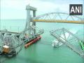 Vertical Sea-Lift Bridge: 2.8 किमी लंबा, 550 करोड़ रुपये से अधिक की लागत, जानें देश के पहले वर्टिकल सी-लिफ्ट ब्रिज के बारे में - Hindi News | The country's first vertical sea-lift bridge, 2.8 km long, cost more than Rs 550 crore | Latest india News at Lokmatnews.in