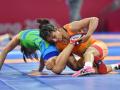 World Wrestling Championships: विनेश फोगाट को क्वार्टरफाइनल में मौजूदा चैंपियन मायू मुकेदा ने हराया, पदक की उम्मीद अब भी बरकरार - Hindi News | World Wrestling Championships: Vinesh Phogat loses quarterfinal to Mayu Mukaida | Latest other-sports News at Lokmatnews.in
