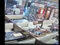 Watch: रेस्टोरेंट में बेफिक्र होकर खाना खा रहा था शख्स, अचानक चोर ने मारी एंट्री फिर हुआ कुछ ऐसा... - Hindi News | Watch man was eating carefree in restaurant when suddenly a thief entered and then ran away with the phone Video of Jodhpur goes viral | Latest weird News at Lokmatnews.in