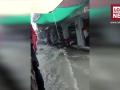 Viral Video: बाढ़ में पानी की तरह बह गई गाड़ियां - Hindi News | Viral Video: Floods like water in the flood top viral video | Latest weird Videos at Lokmatnews.in