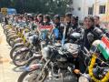 CRPF women bikers: बेंगलुरु पहुंची सीआरपीएफ महिला बाइकर्स एक्सपीडीशन रैली, 'बेटी बचाओ बेटी पढ़ाओ' अभियान को मजबूत करने का लक्ष्य, देखें तस्वीरें - Hindi News | | Latest weird News at Lokmatnews.in
