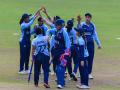 Asian Games IND VS SL Women's Cricket Match: बंगाल की 'शेरनी' टिटास ने चीन में किया कारनामा, भारतीय महिला क्रिकेट टीम ने एशियाई खेलों में स्वर्ण पदक जीता, खेल मंत्री ने दी बधाई - Hindi News | Asian Games IND VS SL Women's Cricket Match Chinsura Titas Sadhu 4 over 6 runs 3 wickets GOLD medal to India Indian national anthem | Latest cricket News at Lokmatnews.in