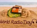 World Radio Day 2020: इस बार का थीम 'रेडियो और विविधता', ट्विटर पर लोग दशकों पुरानी तस्वीर कर रहे हैं शेयर - Hindi News | World Radio Day being observed with theme Radio & Diversity | Latest weird News at Lokmatnews.in