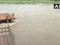 Yamuna river: यमुना खतरे के निशान के करीब बह रही, जल स्तर घटने की संभावना - Hindi News | Delhi Yamuna river continues to flow near warning mark water level likely to recede | Latest india News at Lokmatnews.in