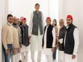 UP Election 2022: सपा में शामिल हुए भारत के सबसे लंबे कद वाले शख्स धर्मेंद्र प्रताप सिंह; बताया- शादी नहीं हो पा रही है, अब लड़ेंगे चुनाव, देखे तस्वीरें - Hindi News | news uttar pradesh tallest man of india dharmendra pratap singh join samajwadi party Guinness World Records contest elcection | Latest india News at Lokmatnews.in