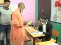 यूपी में छठे चरण में गोरखपुर समेत 57 सीटों पर मतदान, सीएम योगी ने डाला वोट; स्वामी प्रसाद मौर्य समेत आज ये बड़े नाम मैदान में - Hindi News | UP Assembly Election 2022 sixth phase update all details 57 seats and key candidates | Latest india News at Lokmatnews.in