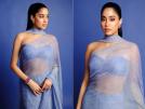 Peddi ट्रेलर लॉन्च में Janhvi Kapoor का ड्रीमी साड़ी लुक इंटरनेट पर छाया - Hindi News | janhvi kapoor blue saree viral look | Latest bollywood Photos at Lokmatnews.in Peddi ट्रेलर लॉन्च में Janhvi Kapoor का ड्रीमी साड़ी लुक इंटरनेट पर छाया - Hindi News | janhvi kapoor blue saree viral look | Latest bollywood Photos at Lokmatnews.in