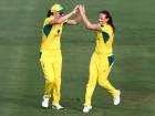India Women Vs Australia Women, 1st ODI: 6.2 ओवर, 19 रन और 5 विकेट, पहली बार मेगन शुट्ट ने किए 5 शिकार, पहले मैच में भारत की हार