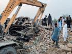 Pakistan: बन्नू चेकपॉइंट पर आत्मघाती हमले में 15 पुलिसकर्मी मारे गए, 3 घायल, तस्वीरें सामने आईं
