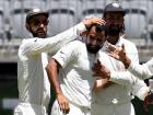 TEAM INDIA: शमी के पास हर बार गेंद को सीधी सीम में डालने की दुर्लभ प्रतिभा, म्हाम्ब्रे ने कहा- दुनिया का कोई कोच इस तरह की गेंदबाजी...
