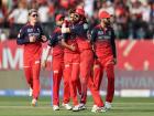 PBKS vs RCB: पंजाब किंग्स को हराकर आरसीबी बनी IPL 2026 के प्लेऑफ में पहुंचने वाली पहली टीम