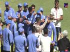 IND vs ZIM 1st T20I: डेब्यू मैच में रियान पराग के पिता ने बेटे को पहनाई भारतीय कैप, आँख से छलक आए आँसू
