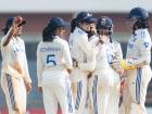 India Women vs South Africa Women Highlights: दो दिन, 10 विकेट और 839 रन, दक्षिण अफ्रीका भारत से 367 रन पीछे, जानें अपडेट