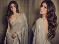 मौनी रॉयने शेअर केले साडीतील स्टायलिश फोटो, दिसली झक्कास! - Marathi News | Actress Mouni Roy latest saree pics goes viral see actress glamorous photos | Latest filmy Photos at Lokmat.com