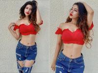 सीरियल 'देवों के देव महादेव' की 'पार्वती' सोनारिका भदौरिया का ग्लैरमस अवतार हुआ वायरल, देखें तस्वीरें - | actress sonarika bhadoria sizzling photos goes viral on internet see pics | Latest television Photos at Lokmatnews.in