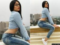 अदा शर्मा ने एक बार फिर दिखाया अपनी अदाओं का जलवा, तस्वीरें हुईं वायरल - | Adah sharma hot and bold moves goes viral on Instagram, see pics photos | Latest hot-sexy Photos at Lokmatnews.in