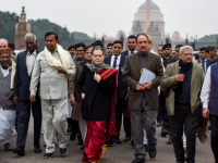 India China Tension: सर्वदलीय बैठक में विपक्ष ने की मोदी सरकार को घेरने की तैयारी, पूछेंगे ये सख्त सवाल