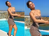 बिकिनी पहनकर किचेन में ये काम करती नज़र आईं अमांडा सरनी, देखें तस्वीरें - | In Pics: Amanda Cerny share her hot bikini pics with chopping apple and banana in kitchen | Latest hot-sexy Photos at Lokmatnews.in